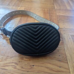 Steve Madden Black Quilted Belt Bag